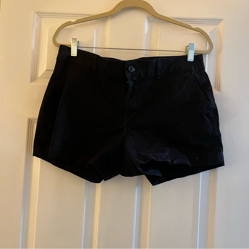 NWOT Gap Black 3” Chino / Cotton Shorts - Womens Size 10 / 30